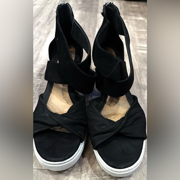 Sofft Black Leather Wedges, Size 8, Gently Worn - Picture 1 of 8